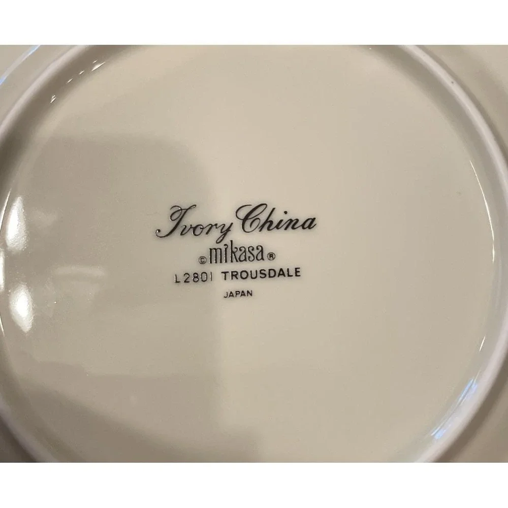 Mikasa Trousdale Ivory China Salad Plates Plate Set‎ Of 6 L2801 Japan 7.5 Inch